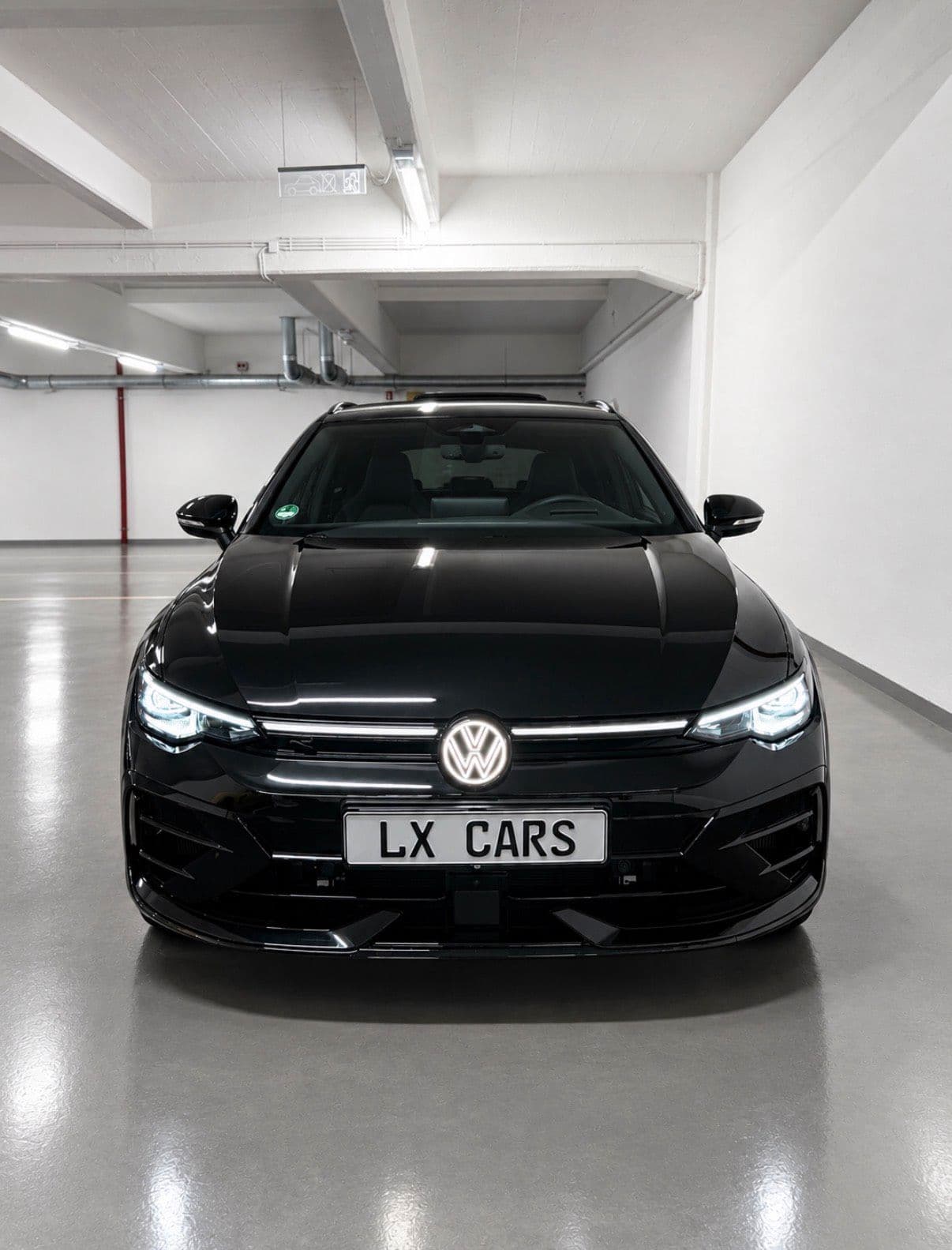 Volkswagen Golf 8 R – Foto 2