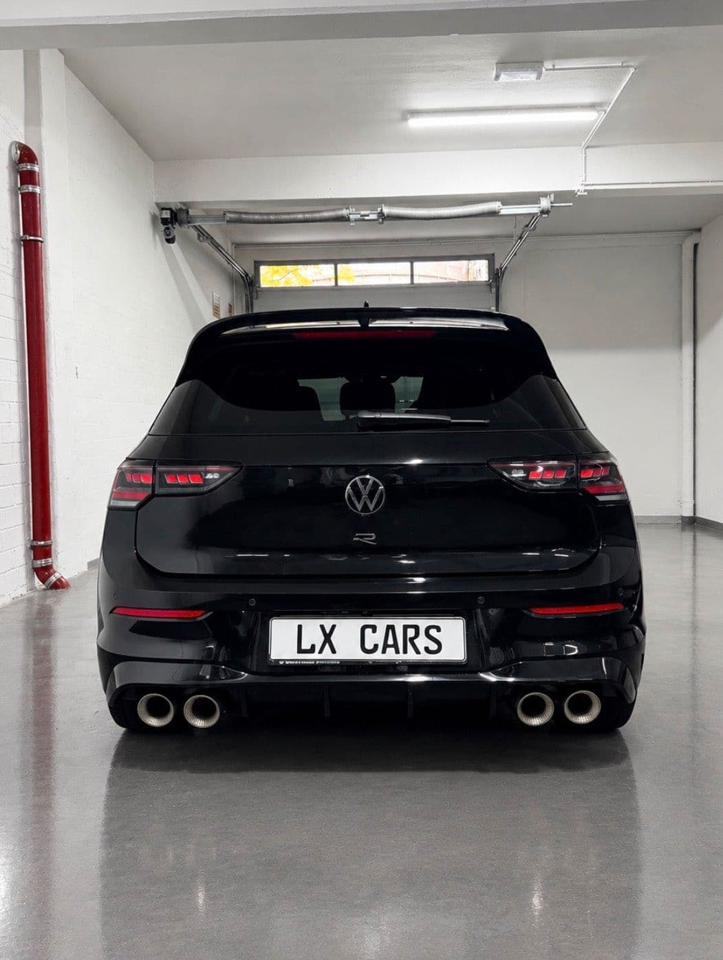 Volkswagen Golf 8 R – Foto 3